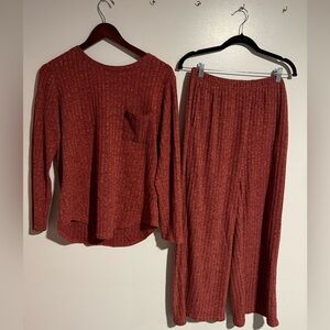 Ribbed Knit Loungewear Set - great condition!!